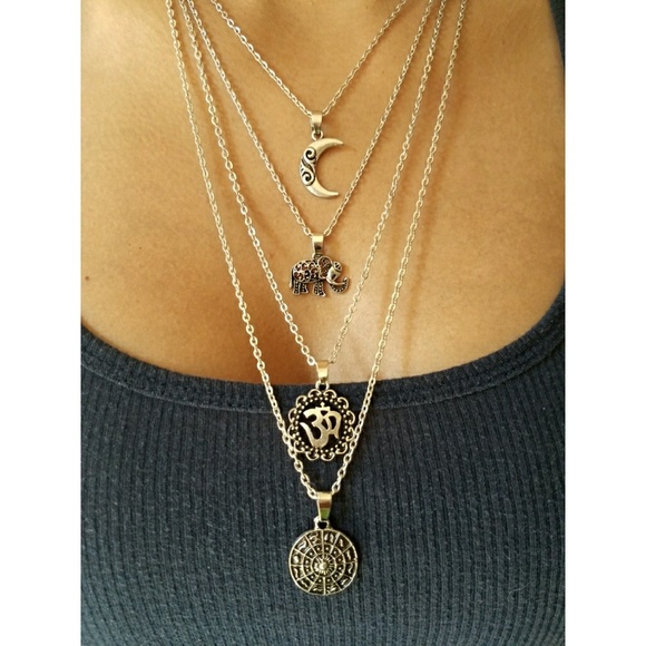 💌 Celtic style multi layer necklace - Picture 2 of 7